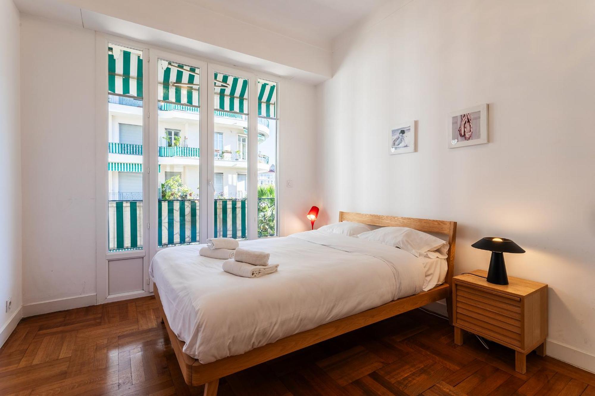 Metropole Ap4113 Nice, By Riviera Holiday Homes Екстериор снимка
